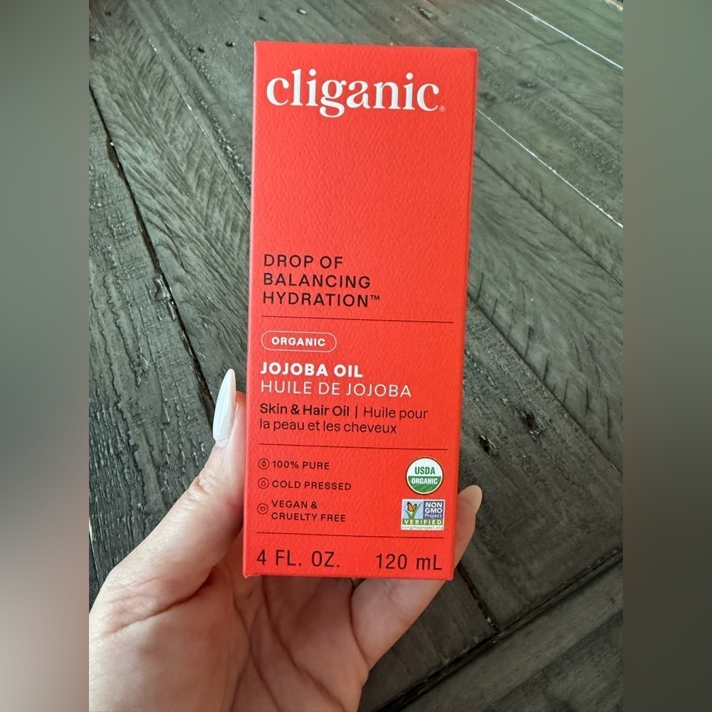 BNWT Cliganic USDA Organic Pure Jojoba Oil, 120mL - Picture 3 of 6